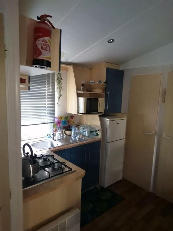 Mobilhome L'Oasis Camping Le Clos Cottet Angles  Esterno foto