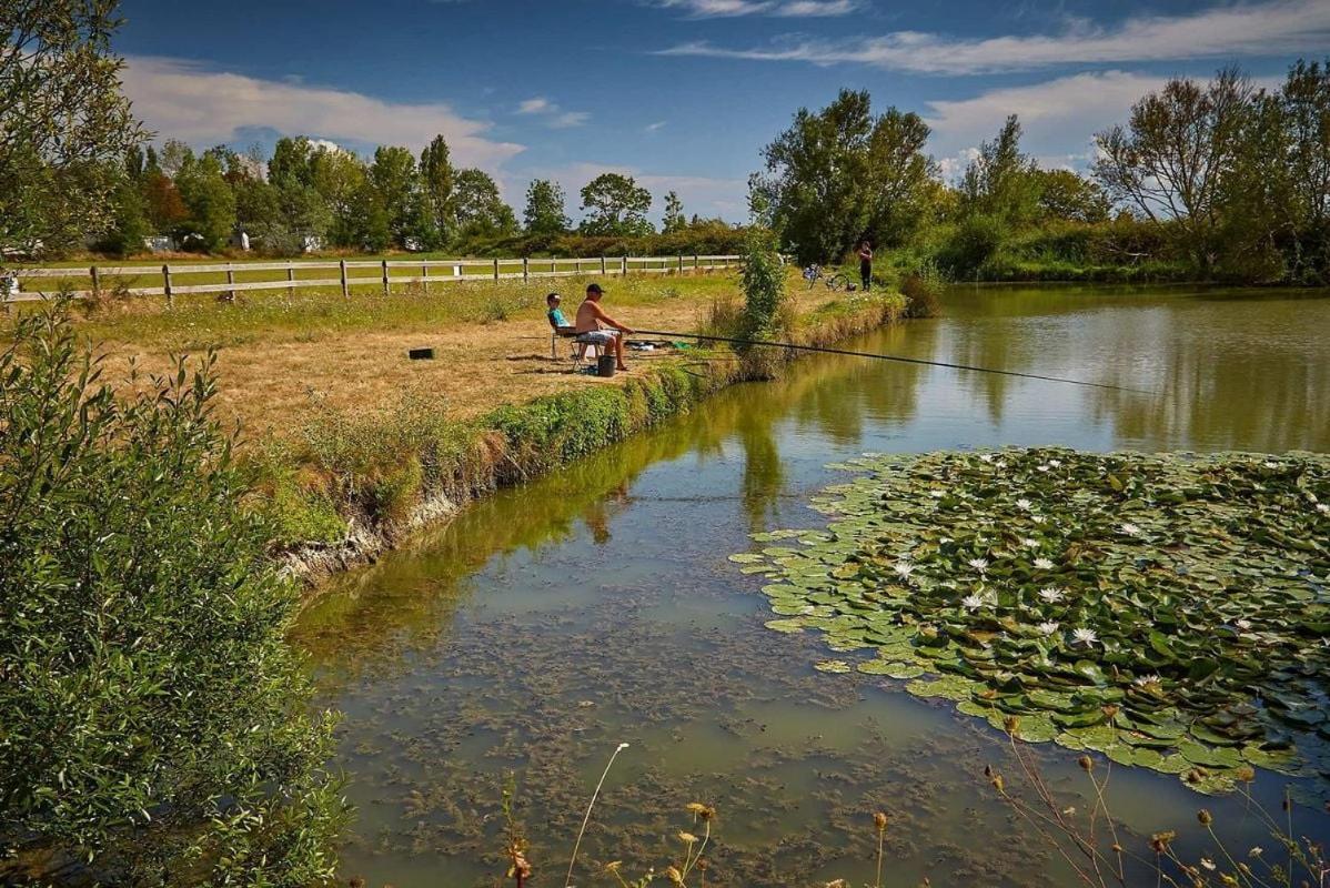 Mobilhome L'Oasis Camping Le Clos Cottet Angles  Esterno foto