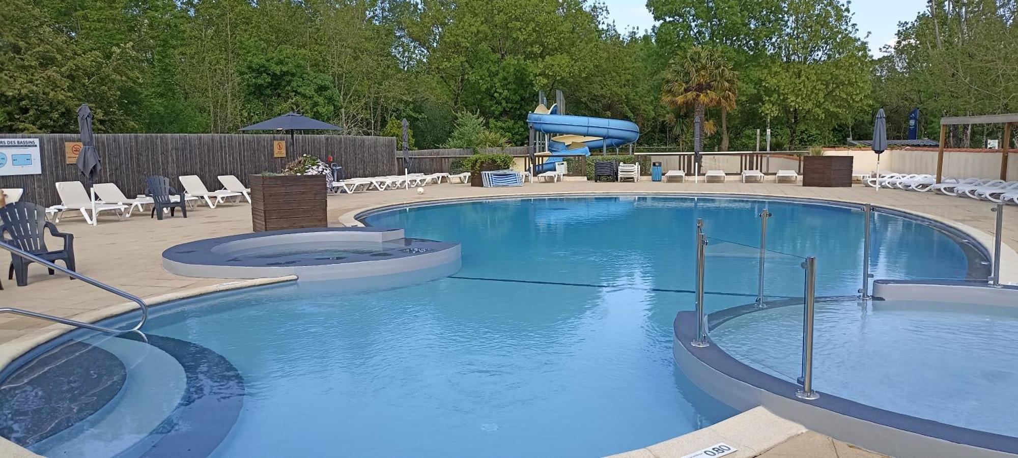 Mobilhome L'Oasis Camping Le Clos Cottet Angles  Esterno foto